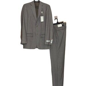 NEW!  Jhane Barnes 2 piece suit set.  38 Long jacket & 32 Waist Pants Light Gray
